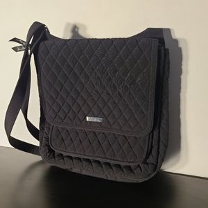 Vera bradley large bag purse, messangee mag, cross body quilted